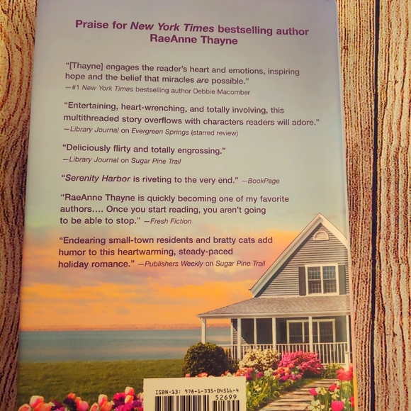 The Sea Glass Cottage (Hardcover) by Rae Anne Thayne - Picture 4 of 7